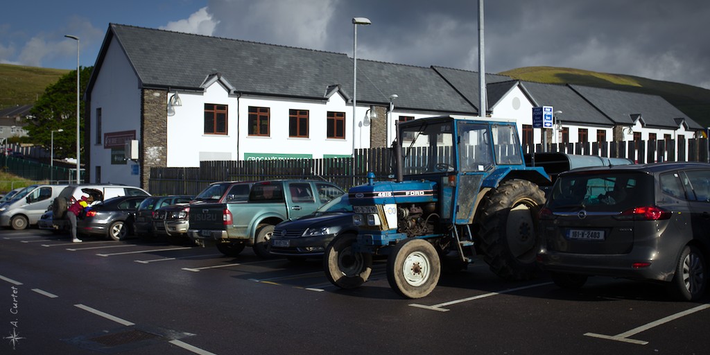 10 01 IMG 3328 Dingle Mart blog 1024px