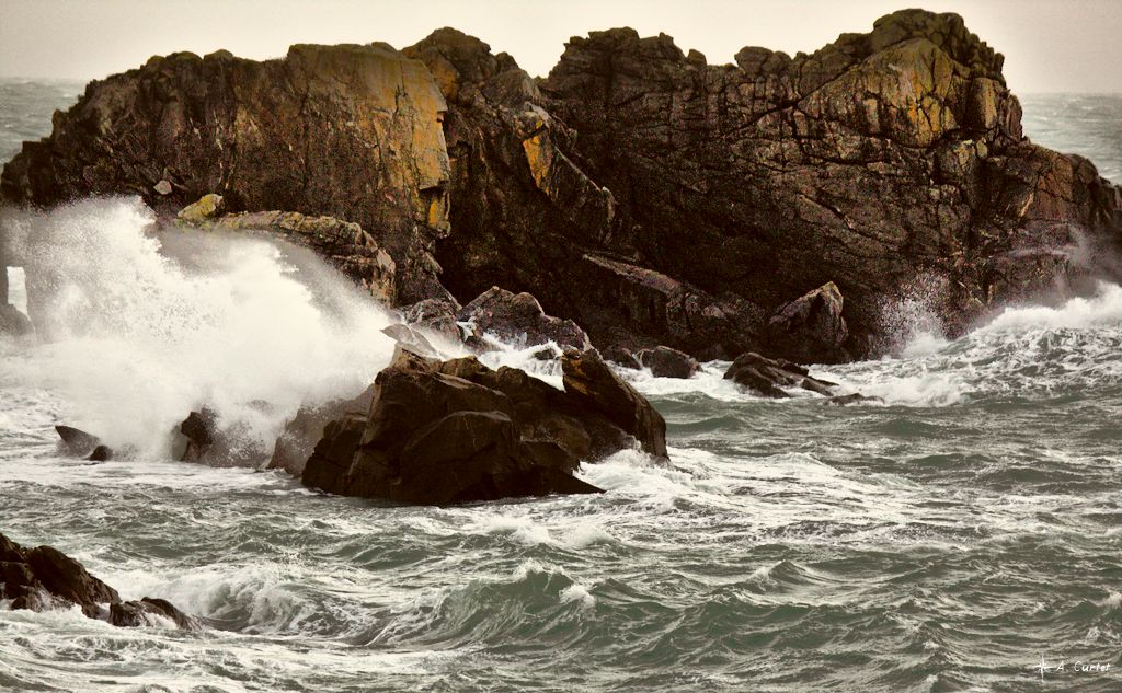 IMG 9926 Wind waves and rocks 1024px