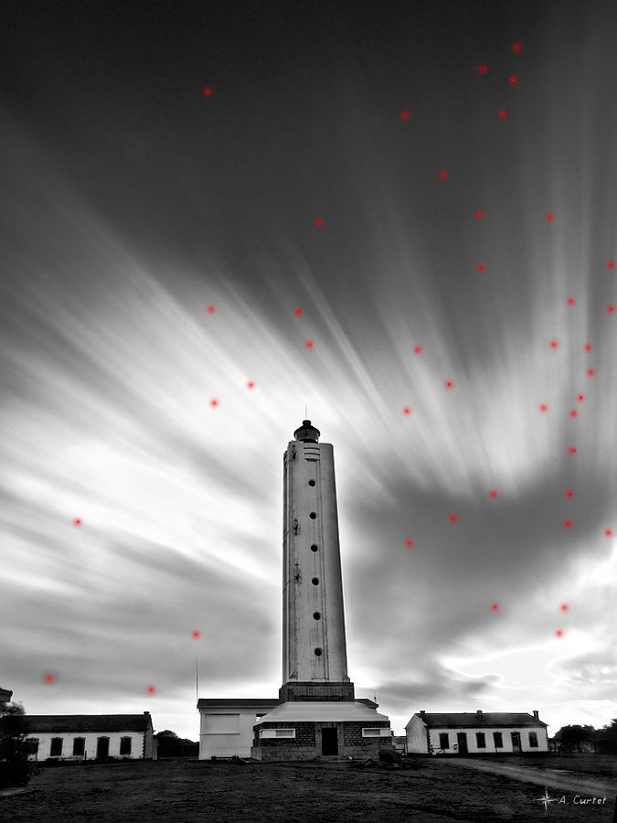 IMG 7340 Yeu Island lighthouse dirty sensor fb