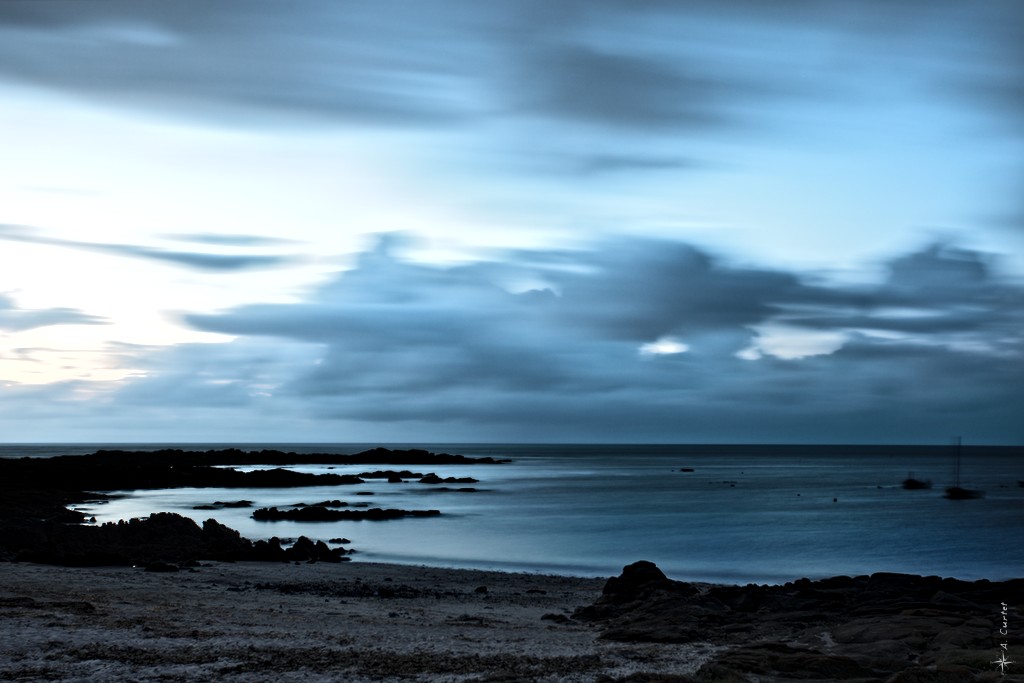 IMG 1736 Blue hour at La Pulante 1024px