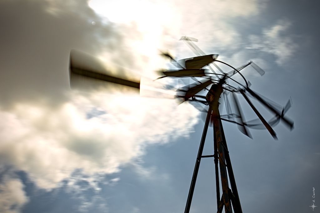 IMG 1833 Destroyed windmill 1024px