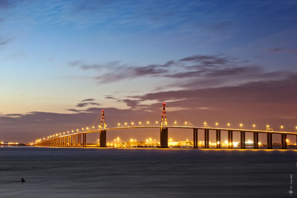 IMG 2016 St Nazaire bridge 1024px