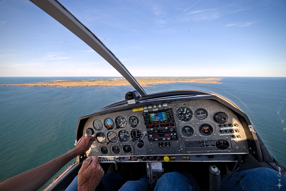 2019 05 13 IMG 7503 DR400 Cockpit view 0 fb