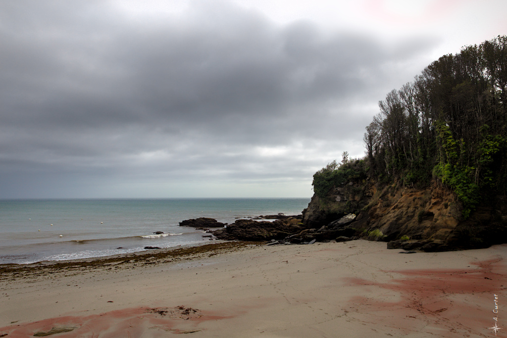 2019 09 29 IMG 0126 red sands beach 0 1024px