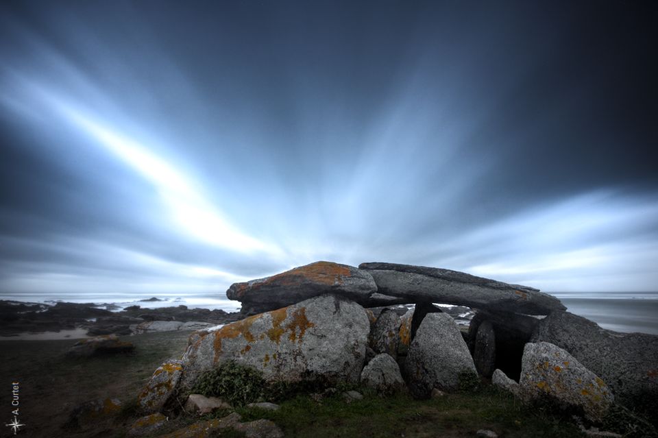 2019 01 29 IMG 1587 Dolmen in storm 0 fb 01